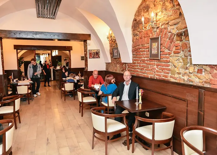 Le Petit Paris Hotel Cluj-Napoca, România