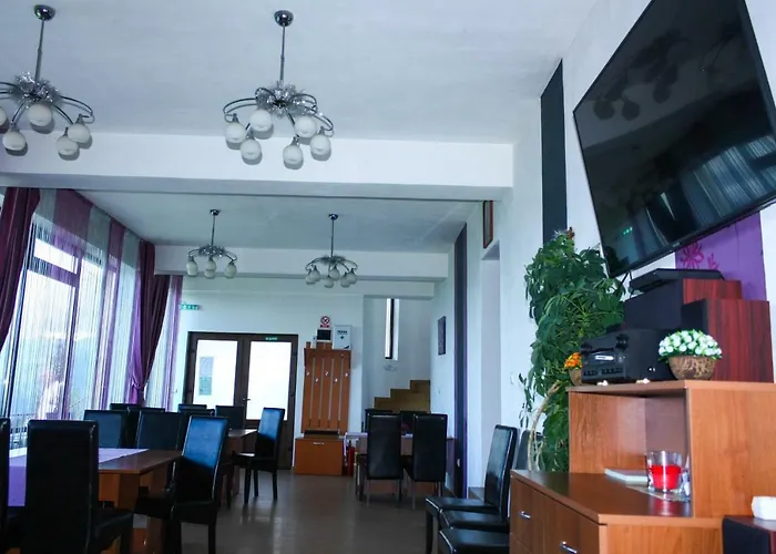 Perla Muntilor Hotel Rânca, România