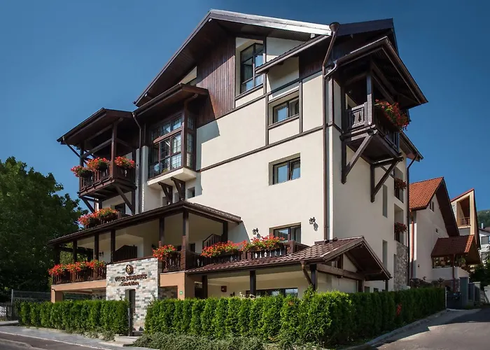 Uphill Residence Sinaia, România