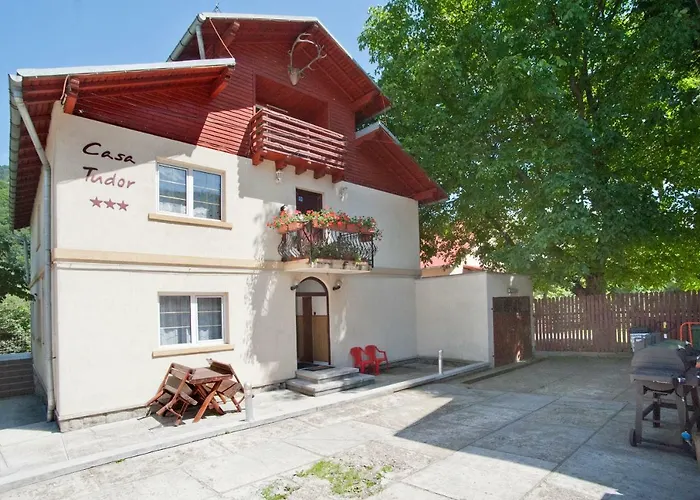 Casa Tudor