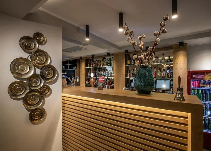 Tatu Bar&Grill